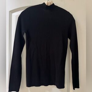 100% Merino Wool Black Sweater with Ruffled-collar details